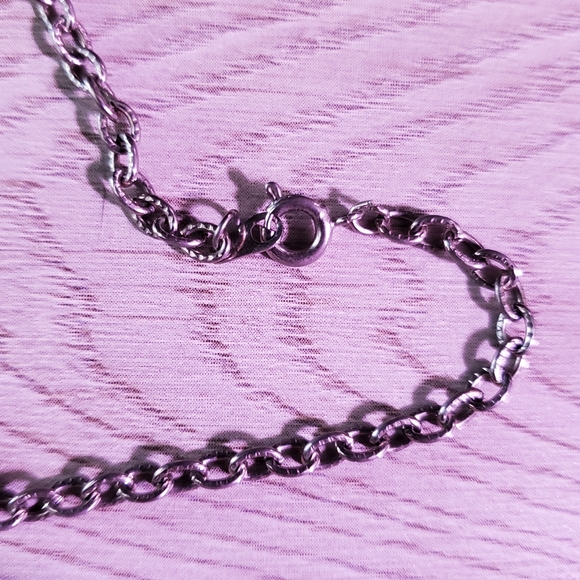 Healing Pendant Necklace - Picture 2 of 4